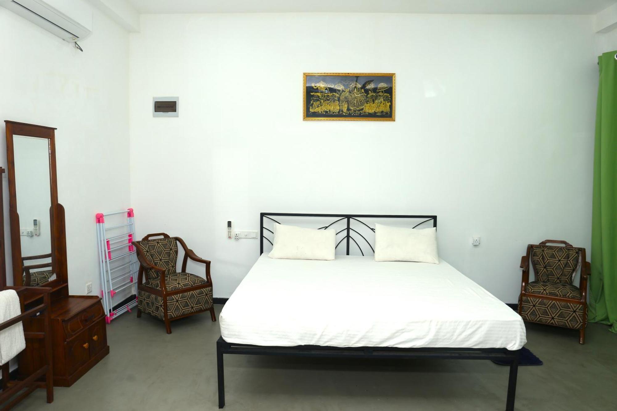 Sandy Palms Guesthouse Хіккадува Екстер'єр фото